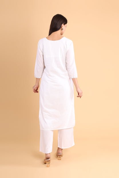 Elegant White Floral Embroidered Kurti