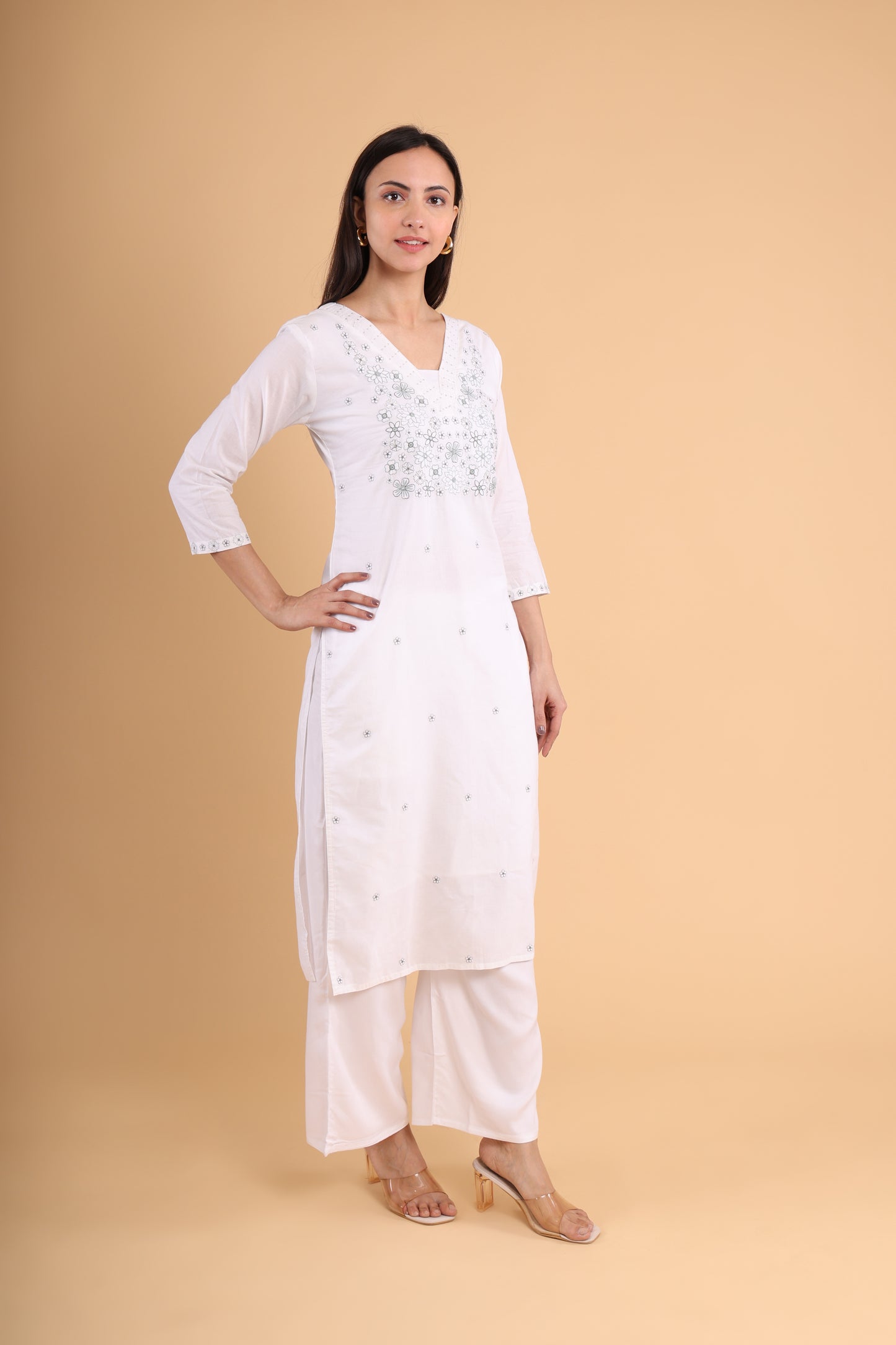 Elegant White Floral Embroidered Kurti